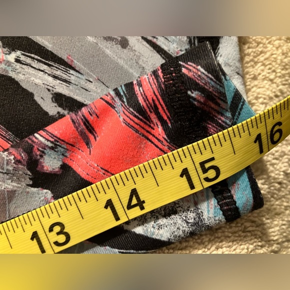 Fabletics Running Capris - Picture 2 of 5